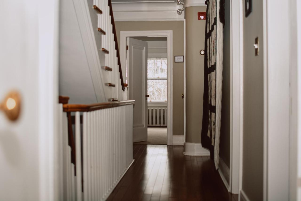 Hill Road Manor Bed & Breakfast Grand-Sault Extérieur photo