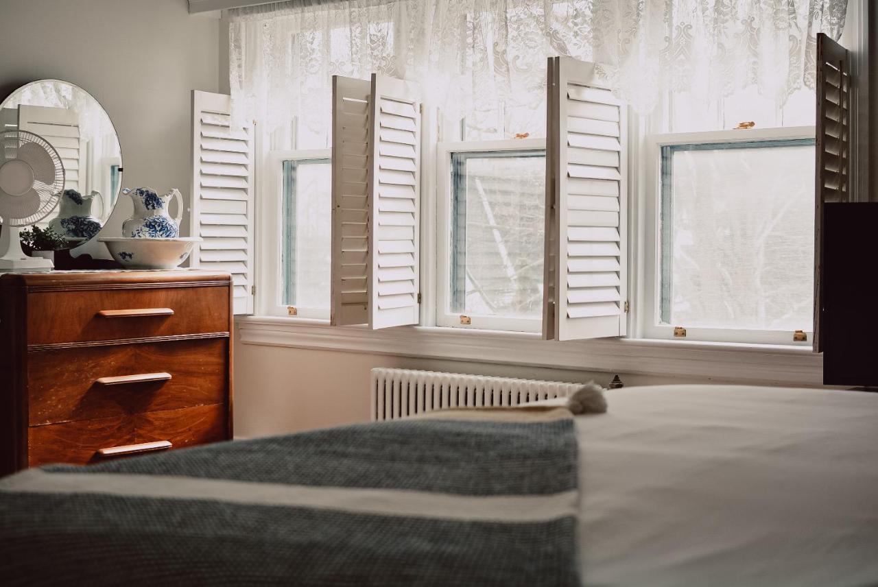 Hill Road Manor Bed & Breakfast Grand-Sault Extérieur photo